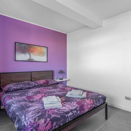 Pm Via Gabriele D' Annunzio Guest House Pero Kültér fotó